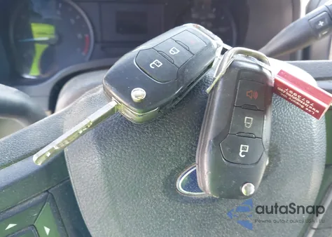 2017 Ford F-250 Xl из США, поврежденный, VIN 1FT7W2B6XHEF36575